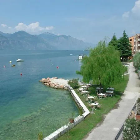 Garni Vela D'oro 酒店 布雷佐内加尔达