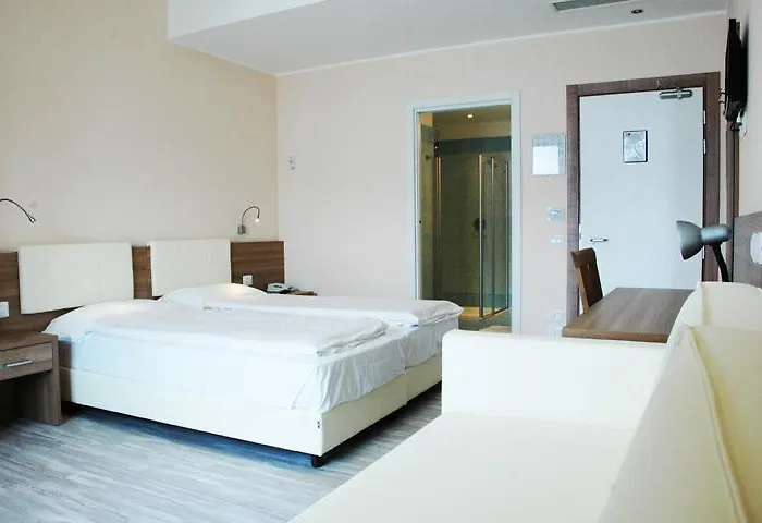 Hotel Garni Vela D'oro 3*